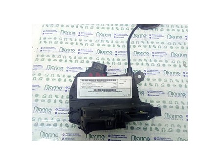SERRATURA PORTA POST. C/BLOCCAGGIO E DX. RENAULT CAPTUR (04/13-) K9K629 805027072R