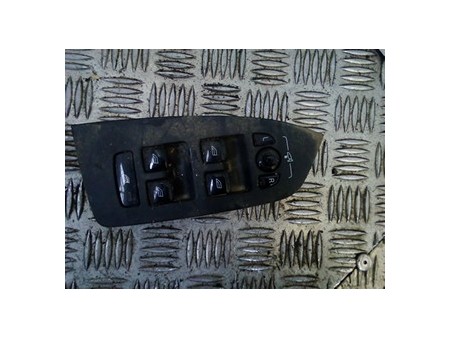 BLOCCO COMANDI ALZACRISTALLI E RETRO VOLVO XC90 (01/15-)  31433926