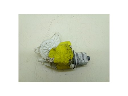 MOTORINO ALZACRISTALLO PORTA ANT. DX. MERCEDES-BENZ CLASSE A (W176) (07/12-11/15)  A2469065200