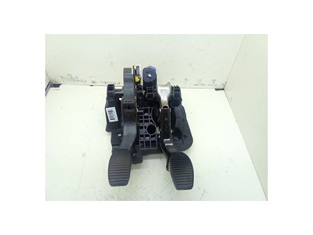 PEDALIERA COMPL. LANCIA YPSILON (TK) (07/15-) 169A4000 51926352
