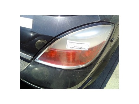 FANALE POST. HELLA DX. OPEL ASTRA (A04) (01/04-03/11) Z14XEP 93190305