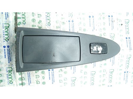 INTERRUTTORE ALZACRISTALLI PORTA POST. SX. FIAT CROMA (2T) (04/05-10/07) 939A2000 735448295
