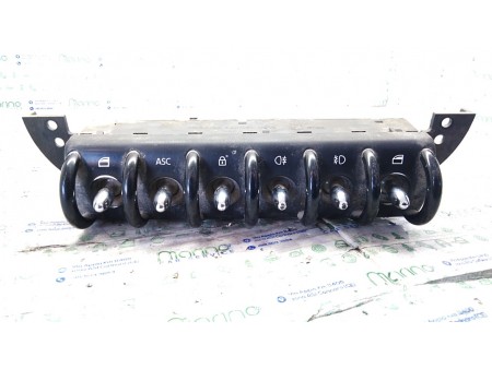 INTERRUTTORE ALZACRISTALLI PORTA ANT. MINI MINI (R50/R53) (07/01-07/06) W17D14 NB3039137001008