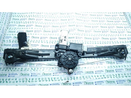 ALZACRISTALLO ELETTR. PORTA ANT. C/MOTORINO DX. FIAT BRAVO (3L) (01/07-03/10) 192A8000 51827393