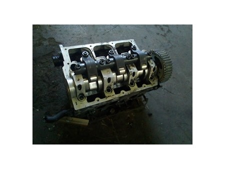 TESTATA MOTORE ROTAZ. VOLKSWAGEN POLO (9N) (10/01-03/05) AMF 045103265CX