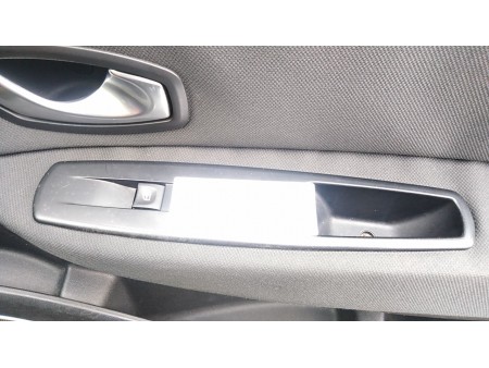 INTERRUTTORE ALZACRISTALLI PORTA ANT. RENAULT SCENIC 3A SERIE (04/09-10/13) K9KJ8 809600018R