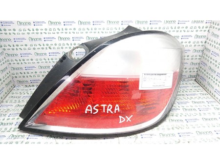 FANALE POST. HELLA DX. OPEL ASTRA (A04) (01/04-03/11) Z17DTH 93190305