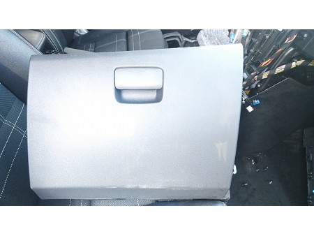PORTAOGGETTI ANT. CONSOLLE CENTR. P/PACCHETTO AMG/URBAN/KEYLESS MERCEDES-BENZ CLA (C117) (04/16-) 651930 A17668044009H44