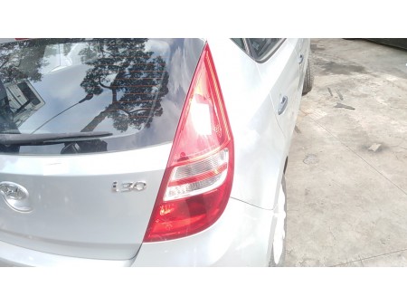 FANALE POST. DX. HYUNDAI I30 (07/07-) G4FA 924022L010