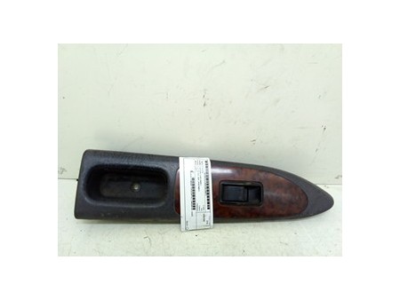 BLOCCO COMANDI TERGICRISTALLI TOYOTA AVENSIS (12/97-09/00) 3SFE 8465205120
