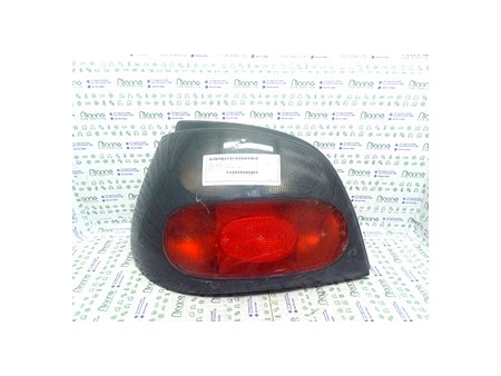 FANALE POST. SX. RENAULT MEGANE 1A SERIE (01/96-09/99) E7J764 7701040648