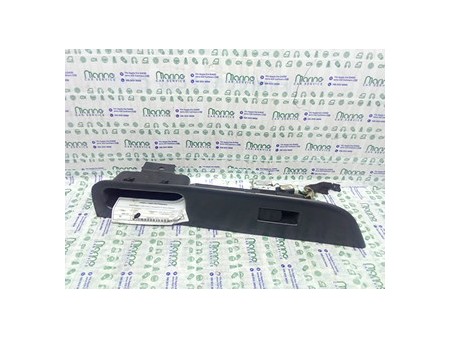 INTERRUTTORE ALZACRISTALLI PORTA ANT. SUZUKI SWIFT (04/05-02/11) Z13DT 3799562J00000