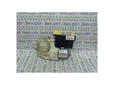 MOTORINO ALZACRISTALLO PORTA ANT. SE SX. PEUGEOT 307 (04/01-12/06) TU3JP 9221N5