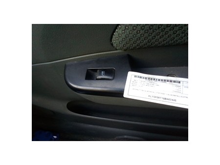 INTERRUTTORE ALZACRISTALLI PORTA ANT. C/ALZACRISTALLI ELETTR. CHEVROLET (DAEWOO) KALOS (T200) (01/05-10/08) B12S1 96396353
