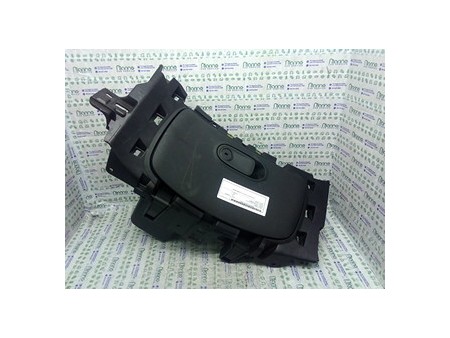 PORTAOGGETTI CRUSCOTTO SMART FORTWO (C453) (07/14-) H4DA4 A45368019029J68
