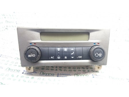 BLOCCO COMANDO CLIMATIZZAZIONE RENAULT LAGUNA 2A SERIE (03/01-09/07) F4P770 7701064911