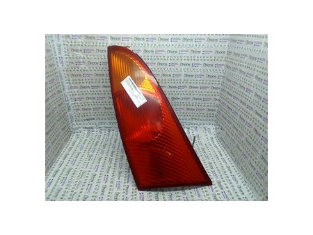 FANALE POST. DX. FORD FOCUS (CAK) (10/01-04/05) FFDA 1214226