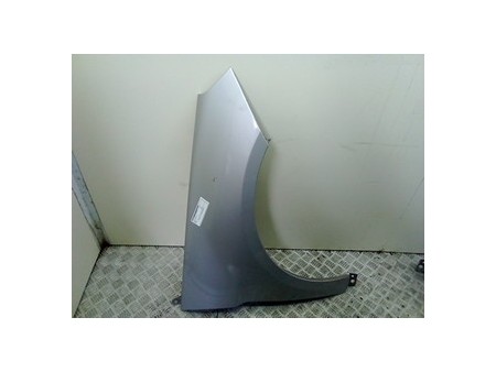 PARAFANGO ANT. DX MERCEDES CLASSE B     (T246)  NB1935000033004065999999DX