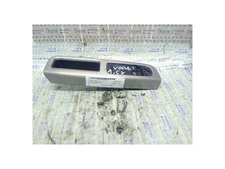 PLAFONIERA VOLVO C30 (10/09-12/12) B4164S3 NBA053024036012
