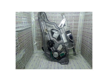 ALZACRISTALLO ELETTR. PORTA ANT. SX. HYUNDAI SANTA FE 1A SERIE (01/01-10/06 D4EA 8240526000