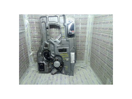 ALZACRISTALLO ELETTR. PORTA POST. DX. HYUNDAI SANTA FE 1A SERIE (01/01-10/06 D4EA 8340626000