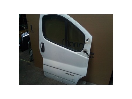 PORTA ANT. DX. RENAULT TRAFIC (06/01-09/06) F9QU7 7751478601