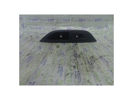 BLOCCO COMANDI ALZACRISTALLI DX PEUGEOT 2008 (11/19-) YH01 NB3721017082002DX
