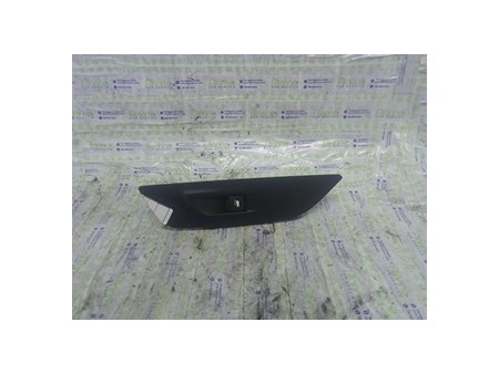 BLOCCO COMANDI ALZACRISTALLI DX PEUGEOT 2008 (11/19-) YH01 NB3721017082002DX