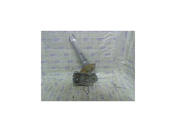 ALZACRISTALLO PORTA POST. SX. HYUNDAI ATOS (02/98-08/01) G4HCE 8340102000