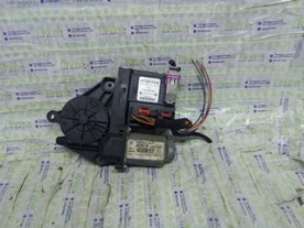 MOTORINO ALZACRISTALLO PORTA ANT. DX. VOLKSWAGEN GOLF (1K) (10/03-12/09) BKD 1K0959702LZ02