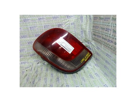 FANALE POST. COMPL DX. TOYOTA YARIS (10/01-11/05)     (FRP) 1SZFE 815500D010