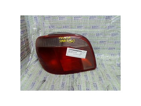 FANALE POST. COMPL SX. TOYOTA YARIS (10/01-11/05)     (FRP) 1SZFE 815600D010