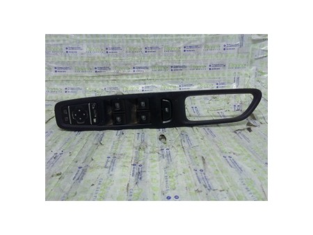 BLOCCO COMANDI ALZACRISTALLI E RETROVISORI EST. SX RENAULT CAPTUR (04/13-09/17) H4BB4 NB3719019065005SX