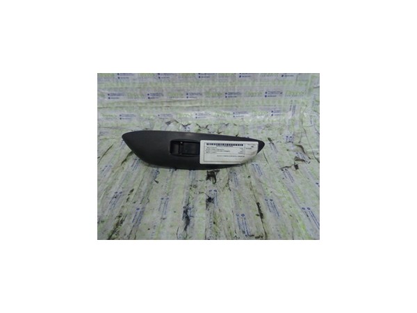 BLOCCO COMANDI ALZACRISTALLI TOYOTA YARIS (11/05-02/12) 1KRFE 848200D100