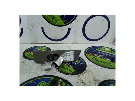 BLOCCO COMANDI ALZACRISTALLI E RETROVISORI EST. SX. FIAT MULTIPLA (1F) (05/04-04/12) 186A9000 735252130