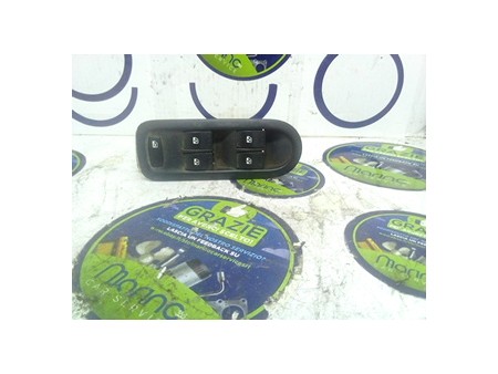 BLOCCO COMANDI ALZACRISTALLI E RETROVISO RENAULT GRAND SCENIC (09/16-) K9KF6 254015253R
