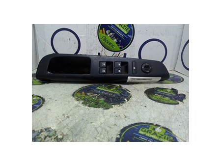 PULSANTE INT. SICUREZZA PORTA ANT. SX KIA CEED (01/07-07/12) G4FC NB6005075016008SX