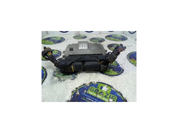 CENTRALINA INIEZIONE FIAT PUNTO (2U) (07/03-01/07) 188A4000 51827446