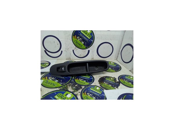 BLOCCO COMANDI ALZACRISTALLI DX LANCIA YPSILON (TK) (04/11-06/16) 199B1000 NB3721010031001DX