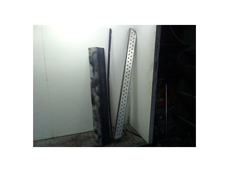 MODANATURA SOTTOPORTA C/PEDANA SX. BMW X5 (E53) (04/00-03/07) 306D2 51718402335