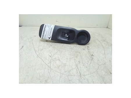LUCE CORTESIA ANT. TETTO RENAULT MODUS 1A SERIE (09/04-01/08) K9KJ7 8200074362