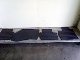 SET FLOOR MATS PEUGEOT 4007...