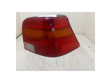 FANALE POST. DX. VOLKSWAGEN POLO (9N) (10/01-03/05) AUA 6Q6945096Q