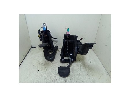 PEDALIERA COMPL. RENAULT LAGUNA 2A SERIE (03/05-09/07) M9R740 NB5382019059009