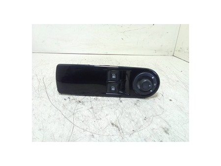 BLOCCO COMANDI ALZACRISTALLI RENAULT CLIO 4A SERIE (06/16-12/2019) K9K628 254118044R