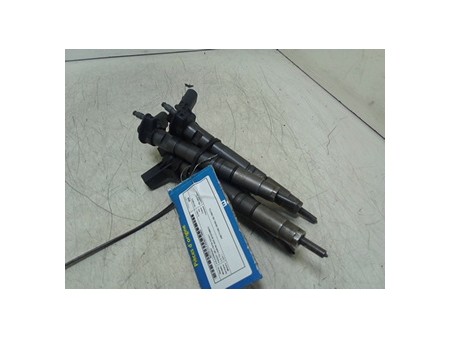 INIETTORE DIESEL VOLKSWAGEN PASSAT (36) (10/10-12/14) CFF 03L130277Q