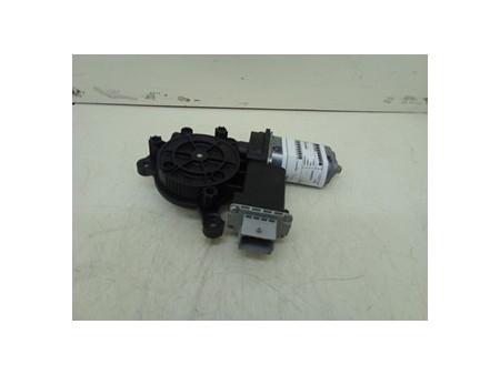 MOTORINO ALZACRISTALLO PORTA ANT. DX. ALFA ROMEO GIULIETTA (6Q) (02/16-) 940C1000 71777779