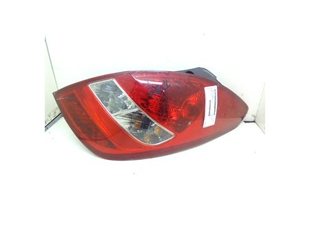 FANALE POST. COMPL. DX. HYUNDAI I20 (01/09-) G4LA 924021J000