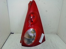 REAR HEADLIGHT RIGHT....