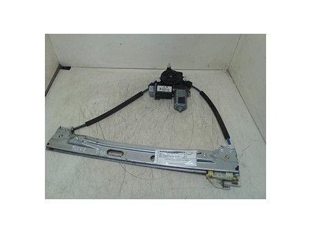 ALZACRISTALLO ELETTR. PORTA POST. C/ DX. FIAT 500L (4F) (05/17-) 330A1000 51980515 FIAT 500L (4F) (05/17-) 330A1000 51980515